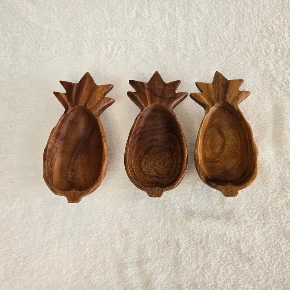 Set of 3 Wooden Pineapple Bowls – Tropical Decor.